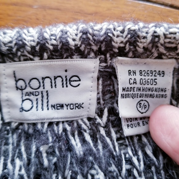 AMAZING Vintage Sweater - Picture 7 of 8